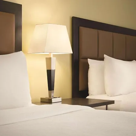 Park Inn By Radisson, Calgary Airport North, Ab-2